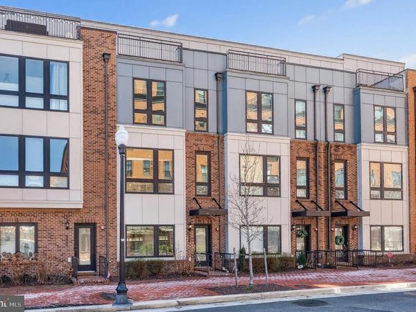 402 STABLER LANE, ALEXANDRIA, VA 22304