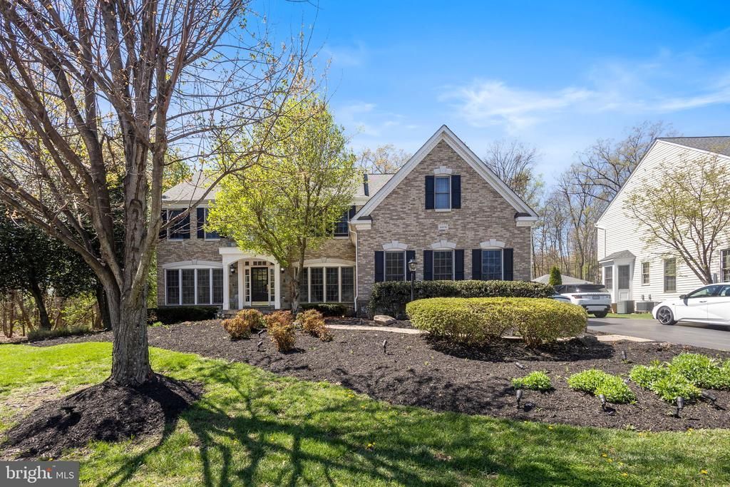 22579 Forest Manor Drive, Ashburn, VA 20148 Main Photo