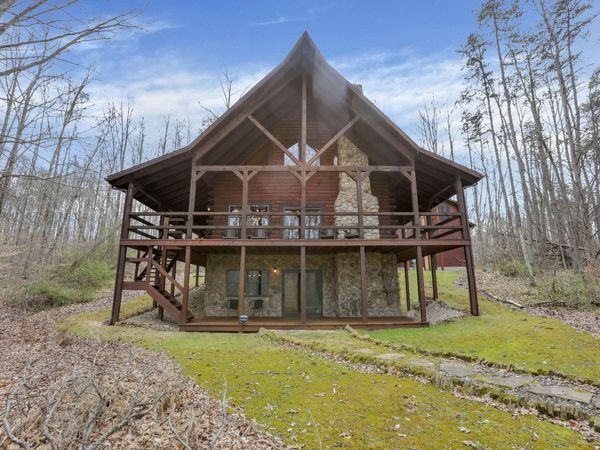 16541 Skinner Road, Logan, OH 43138