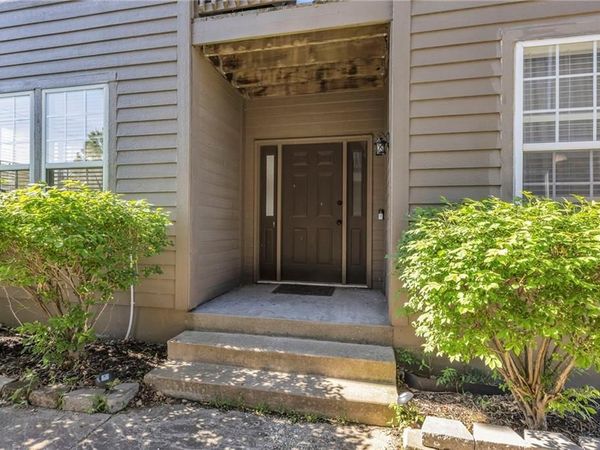 408 Eisenhower Road, Baldwin City, KS 66006