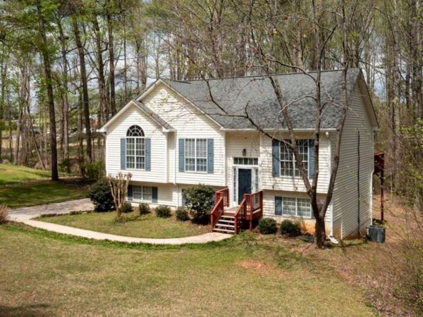 7795 Wilkinson Drive, Gainesville, GA 30506