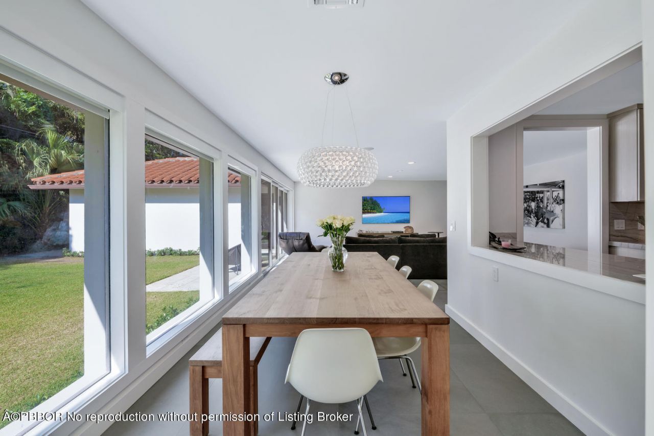 264 Sandpiper Drive, Palm Beach, FL 33480 Photo