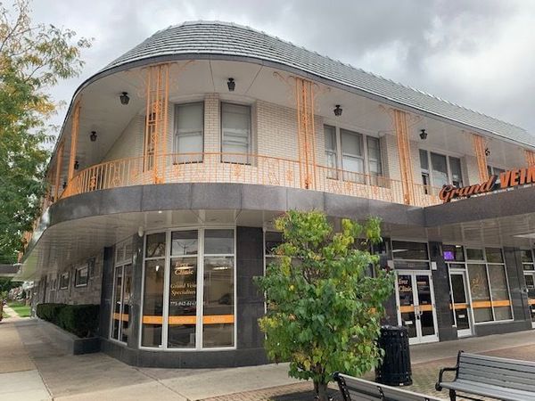 6227 Cermak Road, Unit 300, Berwyn, IL 60402