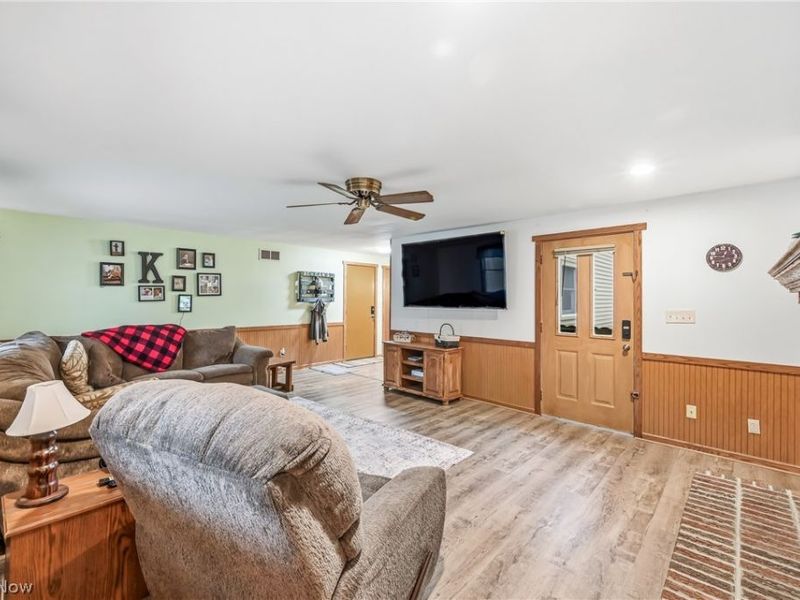 4562 Sheffield Drive , Austintown, OH 44515 Photo 11