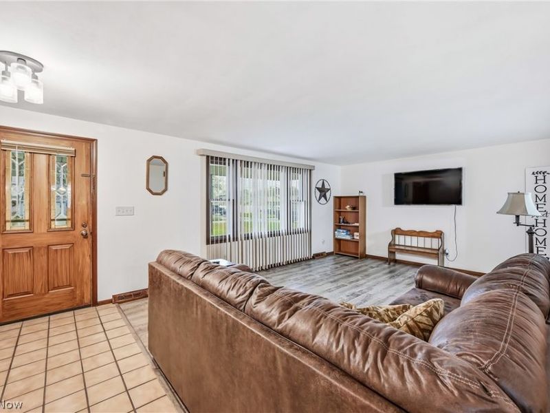 4562 Sheffield Drive , Austintown, OH 44515 Photo 13