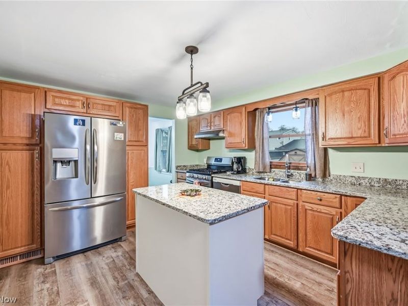 4562 Sheffield Drive , Austintown, OH 44515 Photo 18