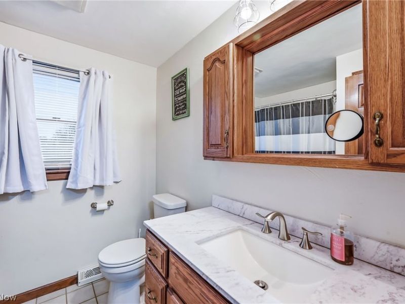 4562 Sheffield Drive , Austintown, OH 44515 Photo 30