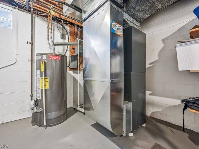 4562 Sheffield Drive , Austintown, OH 44515 Photo 38