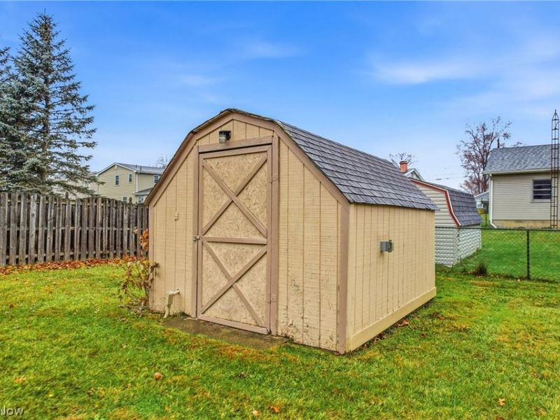 4562 Sheffield Drive , Austintown, OH 44515 Photo 43