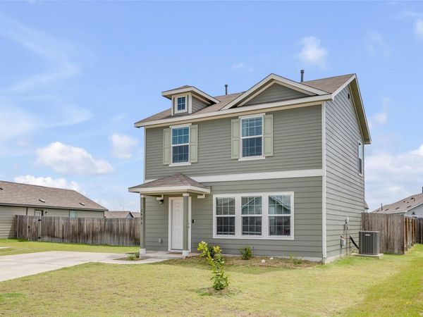 2406 Windrow LN, Lockhart, TX 78644