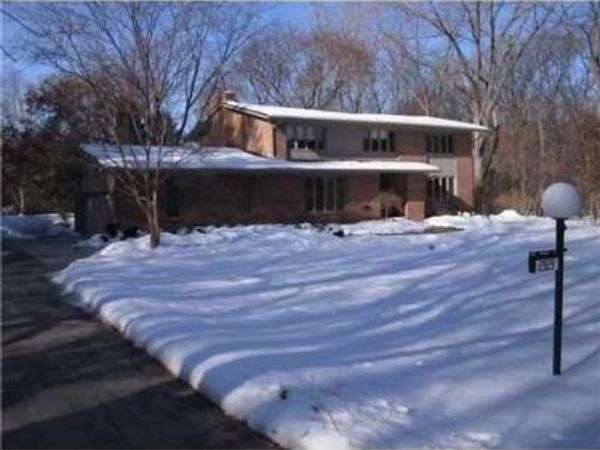 2929 Parkridge Drive, Ann Arbor, MI 48103