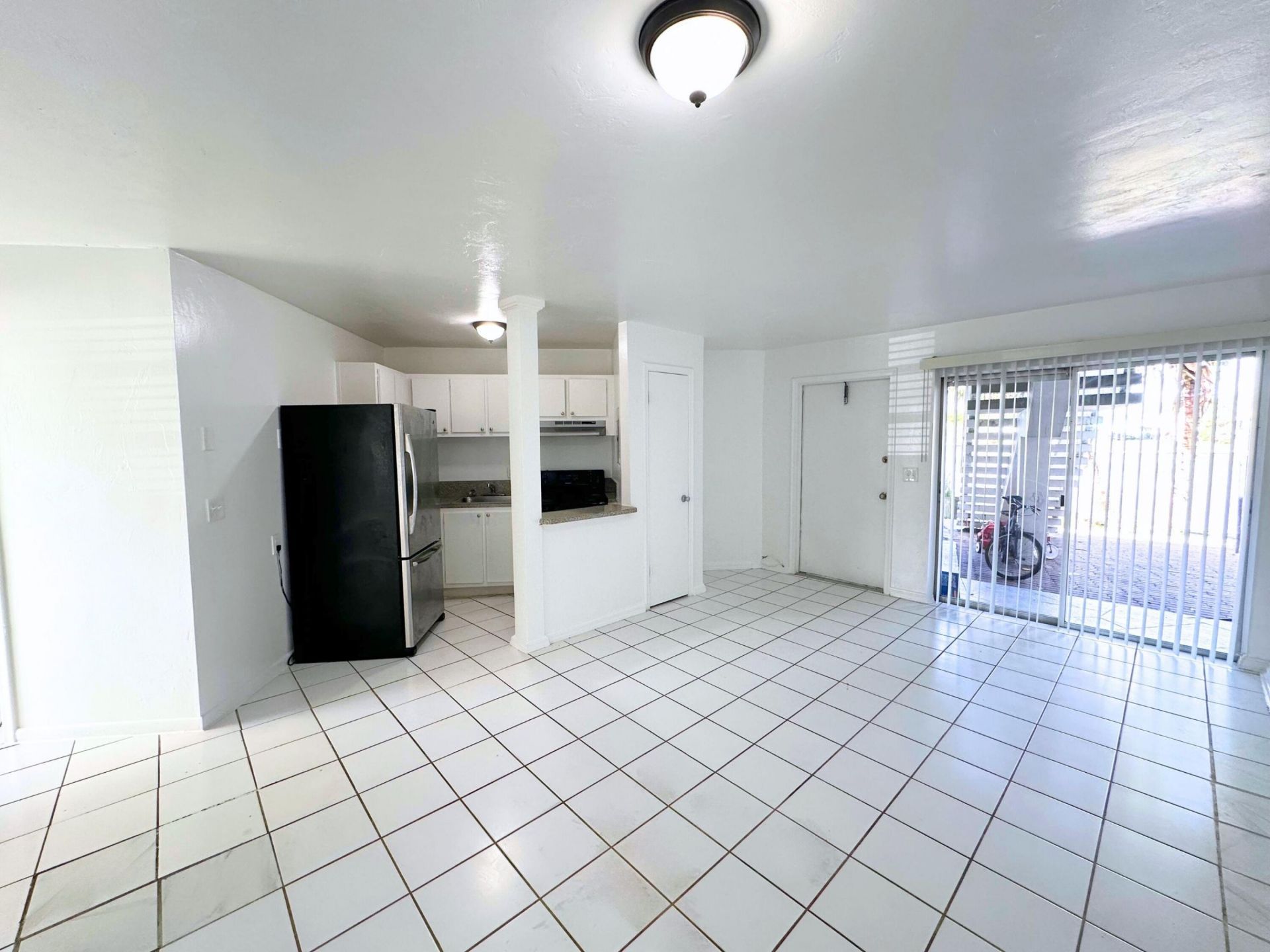 519 W Kalmia Drive, Unit 2, West Palm Beach, FL 33403 Photo