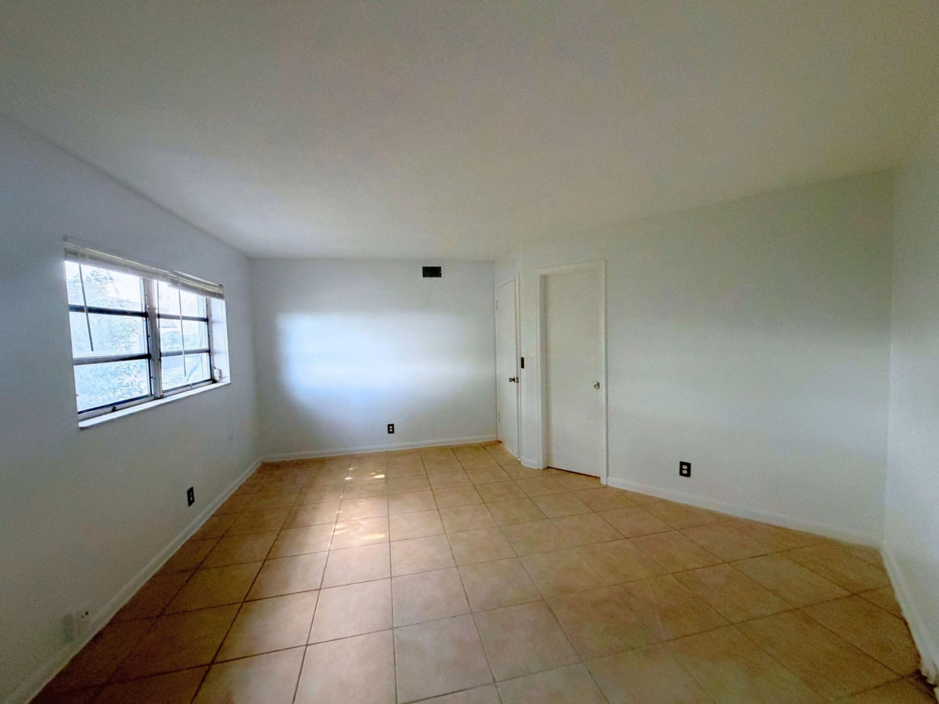 519 W Kalmia Drive, Unit 1, Lake Park, FL 33403 Photo