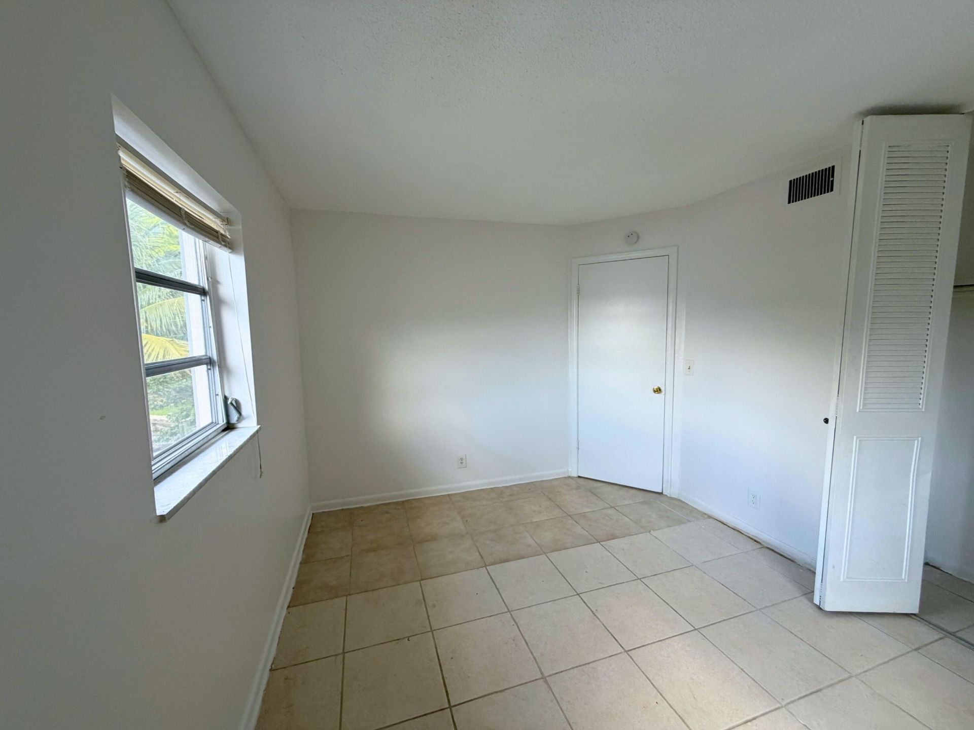 519 W Kalmia Drive, Unit 1, Lake Park, FL 33403 Photo