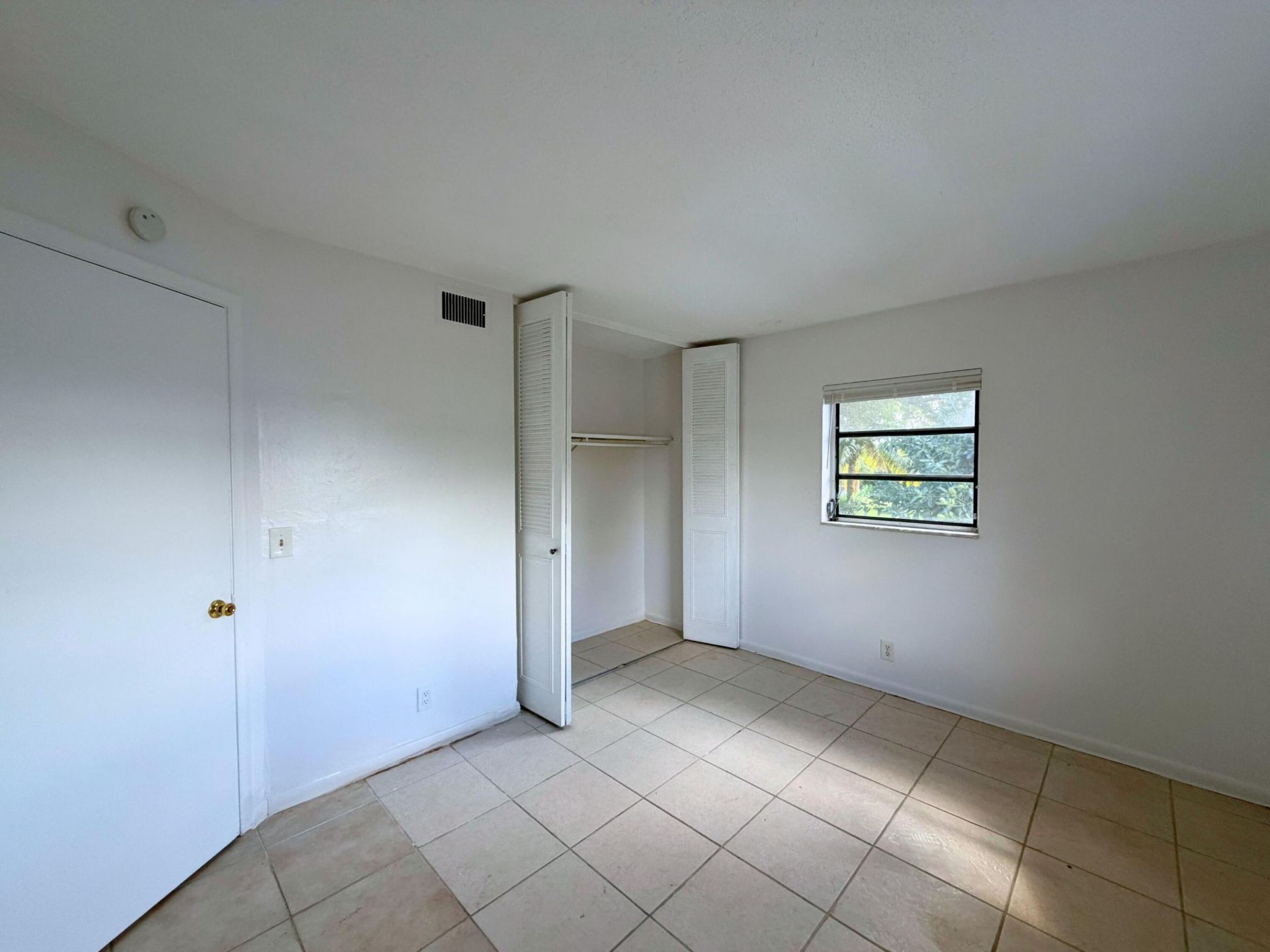 519 W Kalmia Drive, Unit 1, Lake Park, FL 33403 Photo