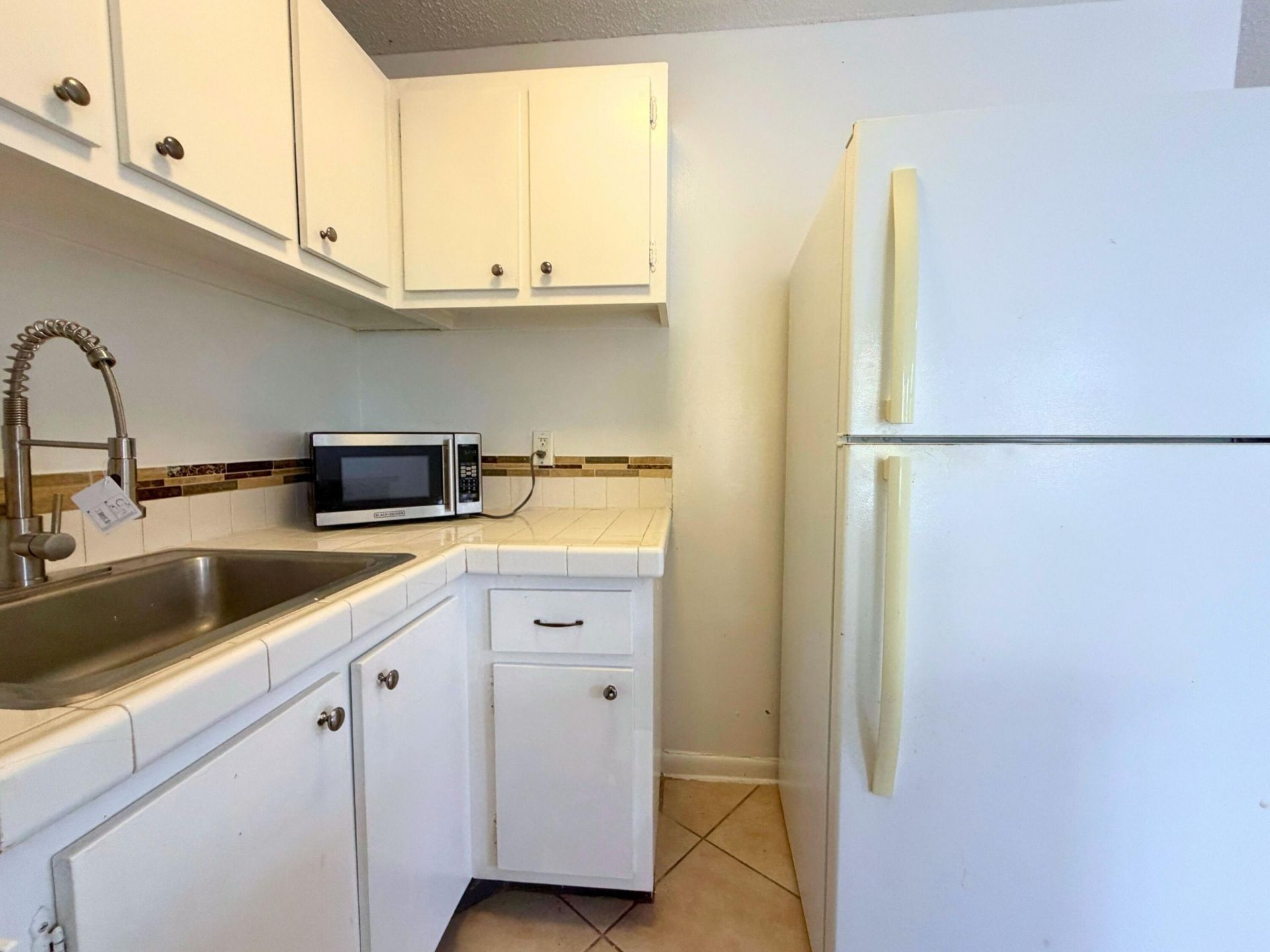 519 W Kalmia Drive, Unit 1, Lake Park, FL 33403 Photo
