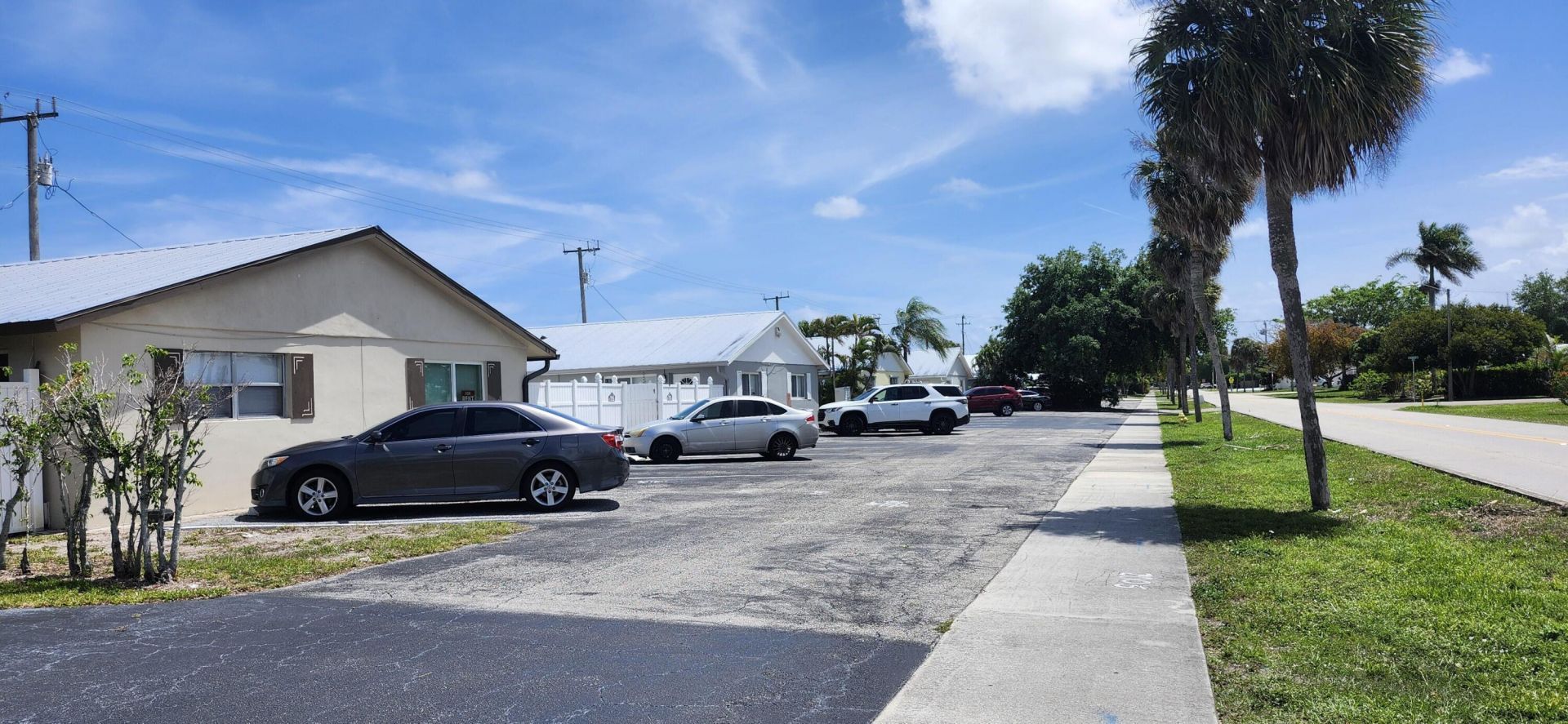 564 Holly Drive, Unit #1, Palm Beach Gardens, FL 33410 Photo