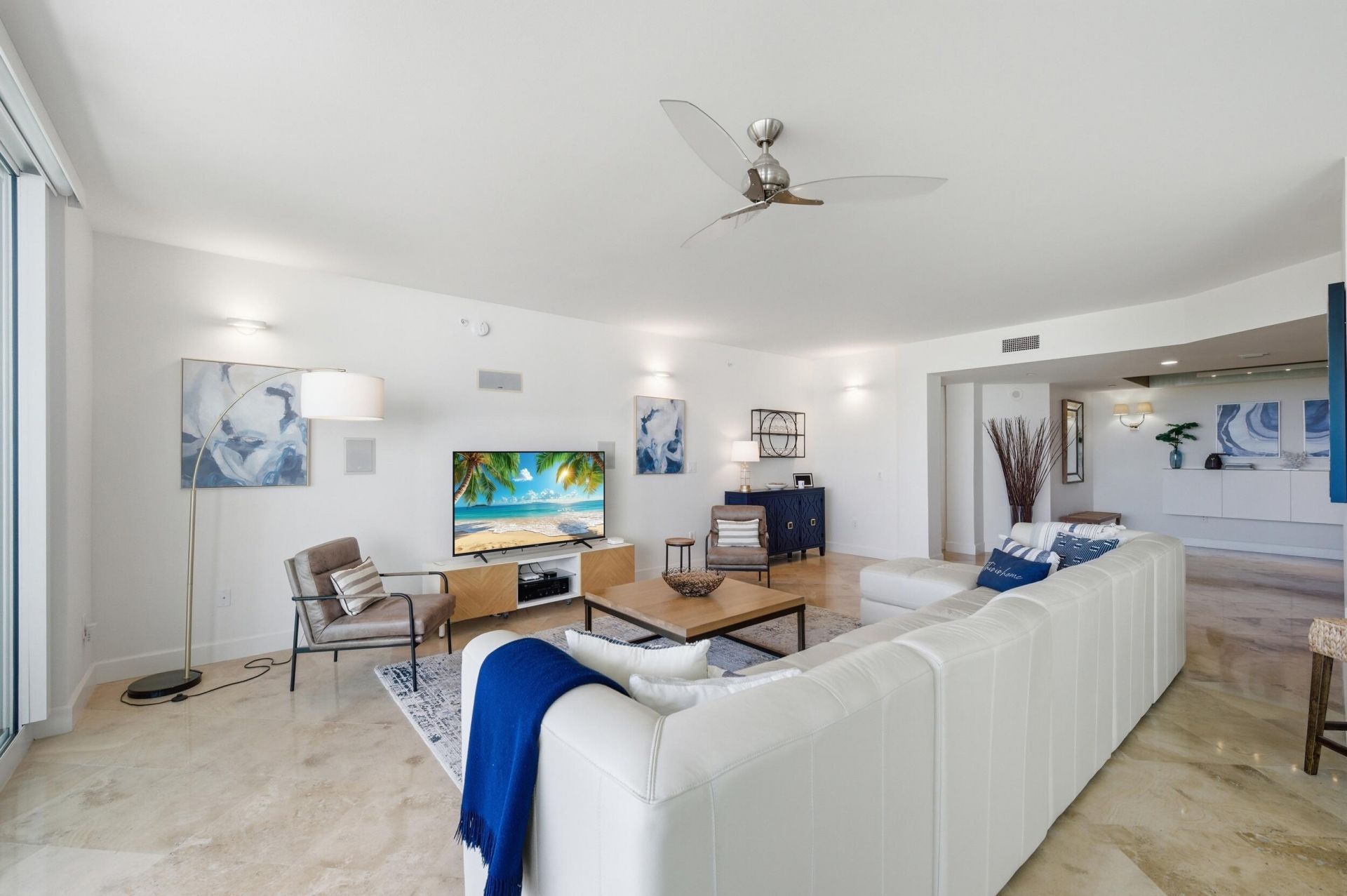 2845 NE 9th Street, Unit 906, Fort Lauderdale, FL 33304 Photo