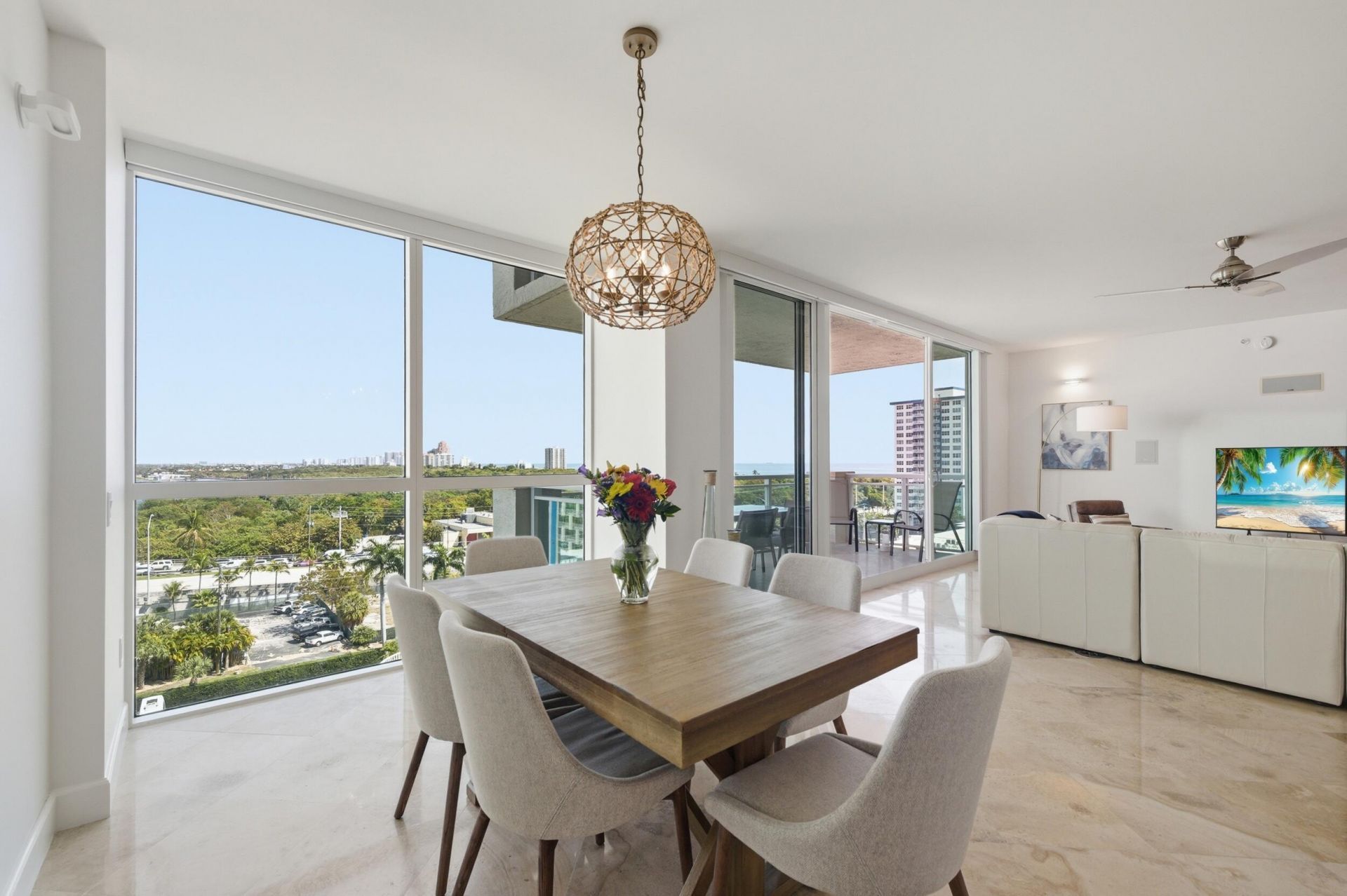 2845 NE 9th Street, Unit 906, Fort Lauderdale, FL 33304 Photo