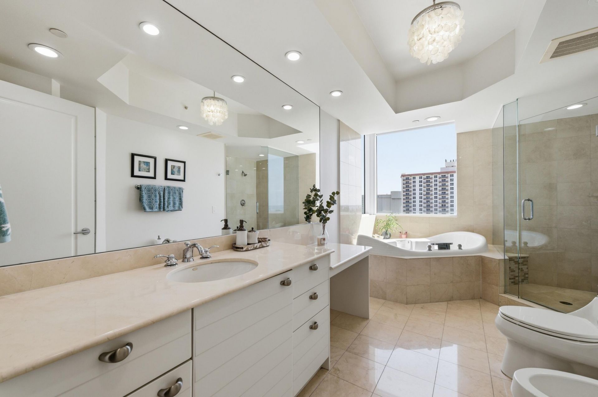 2845 NE 9th Street, Unit 906, Fort Lauderdale, FL 33304 Photo