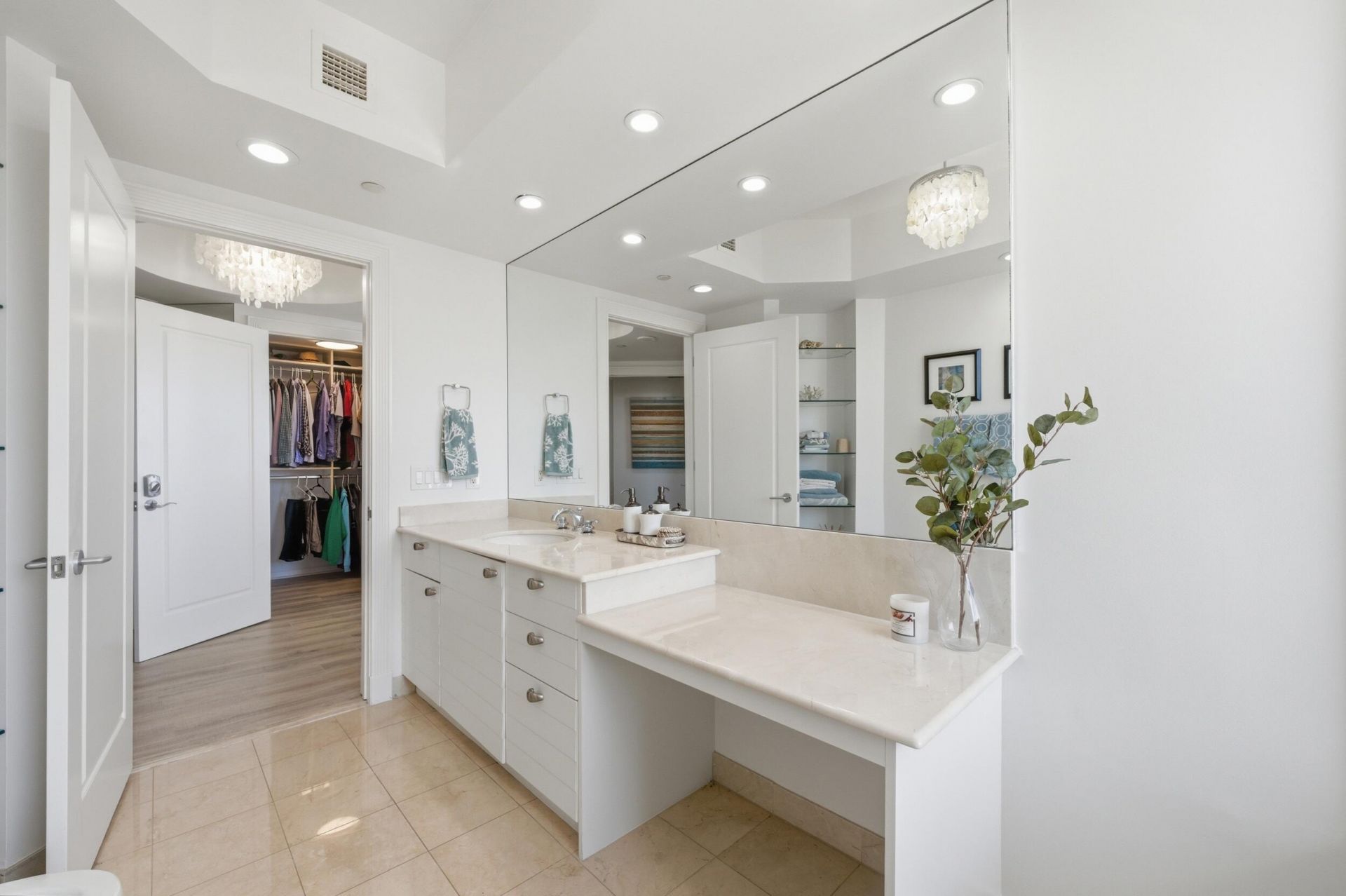 2845 NE 9th Street, Unit 906, Fort Lauderdale, FL 33304 Photo