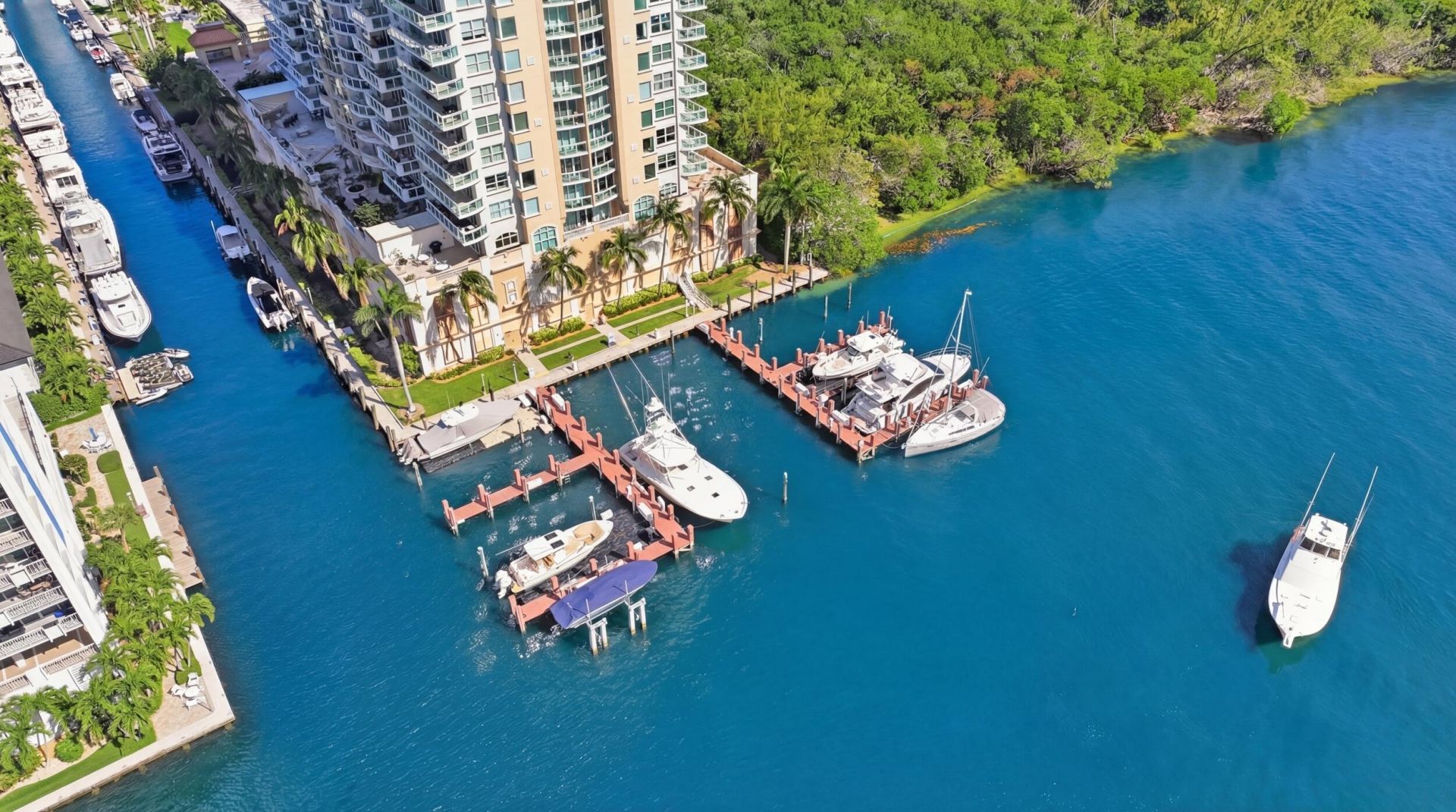 2845 NE 9th Street, Unit 906, Fort Lauderdale, FL 33304 Photo