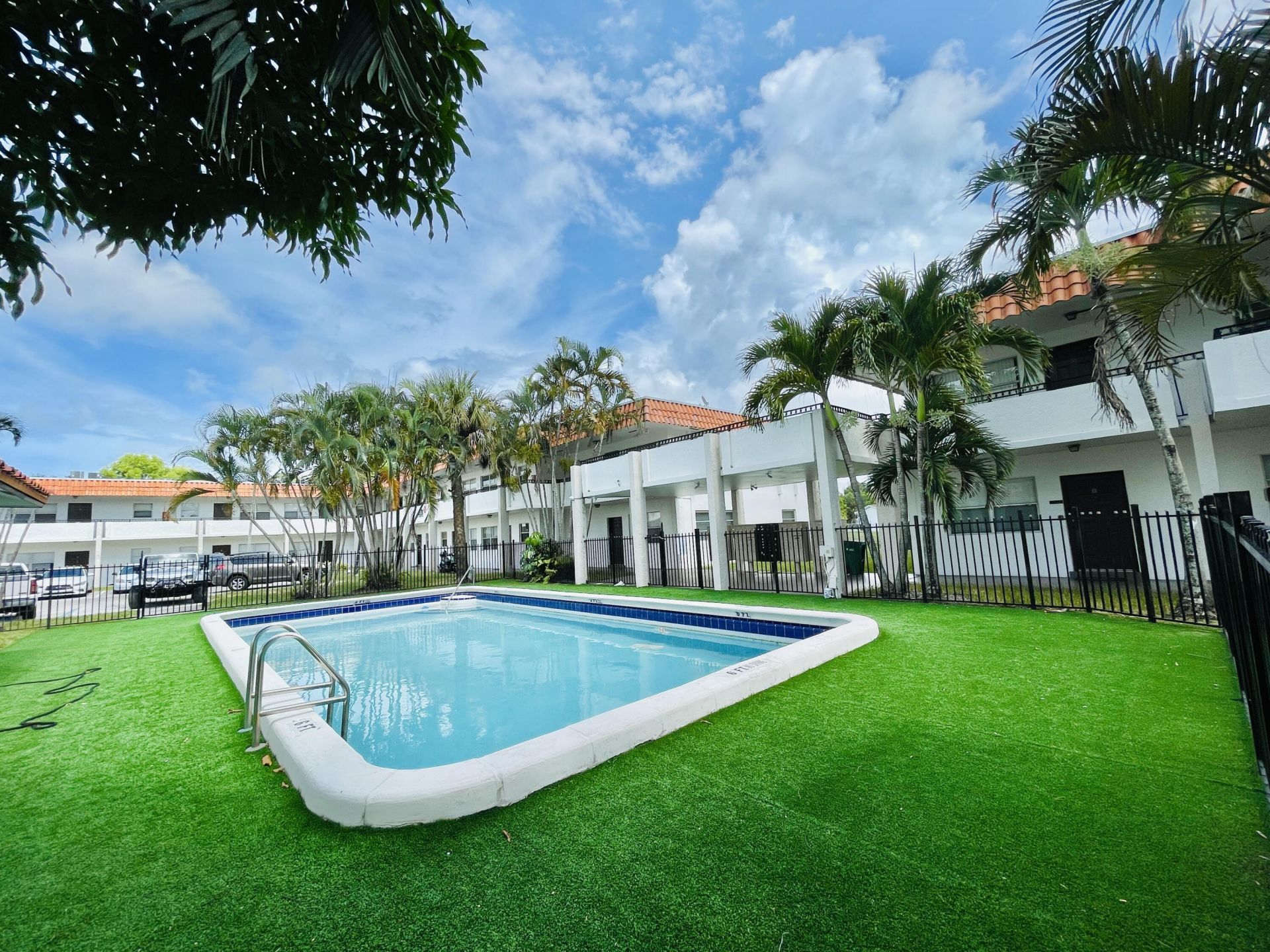 400 NW 65th Avenue, Unit 114, Margate, FL 33063 Photo