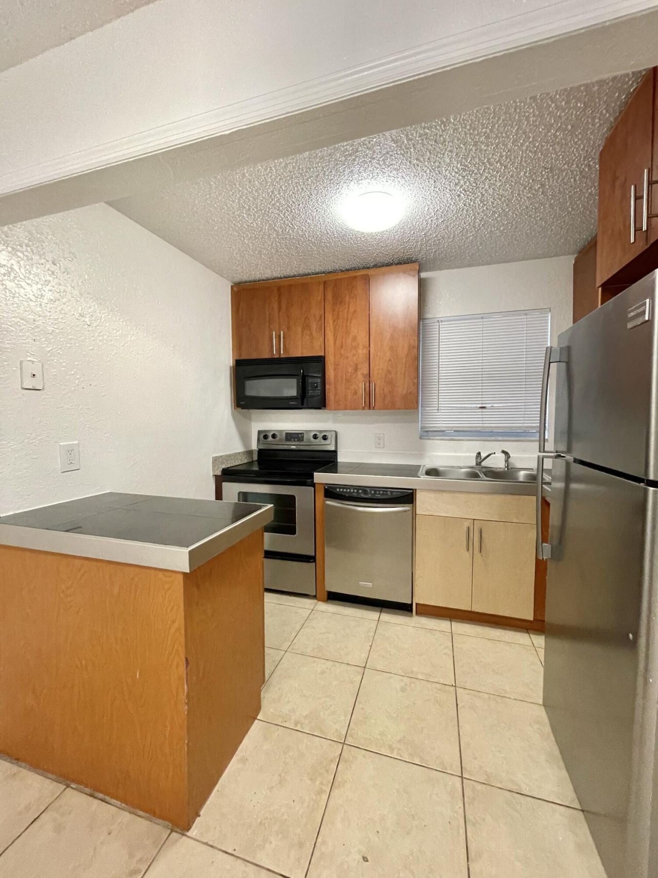 400 NW 65th Avenue, Unit 114, Margate, FL 33063 Photo
