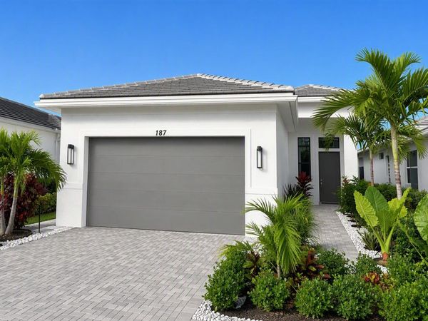 187 SE Via Sangro, Port St. Lucie, FL 34952