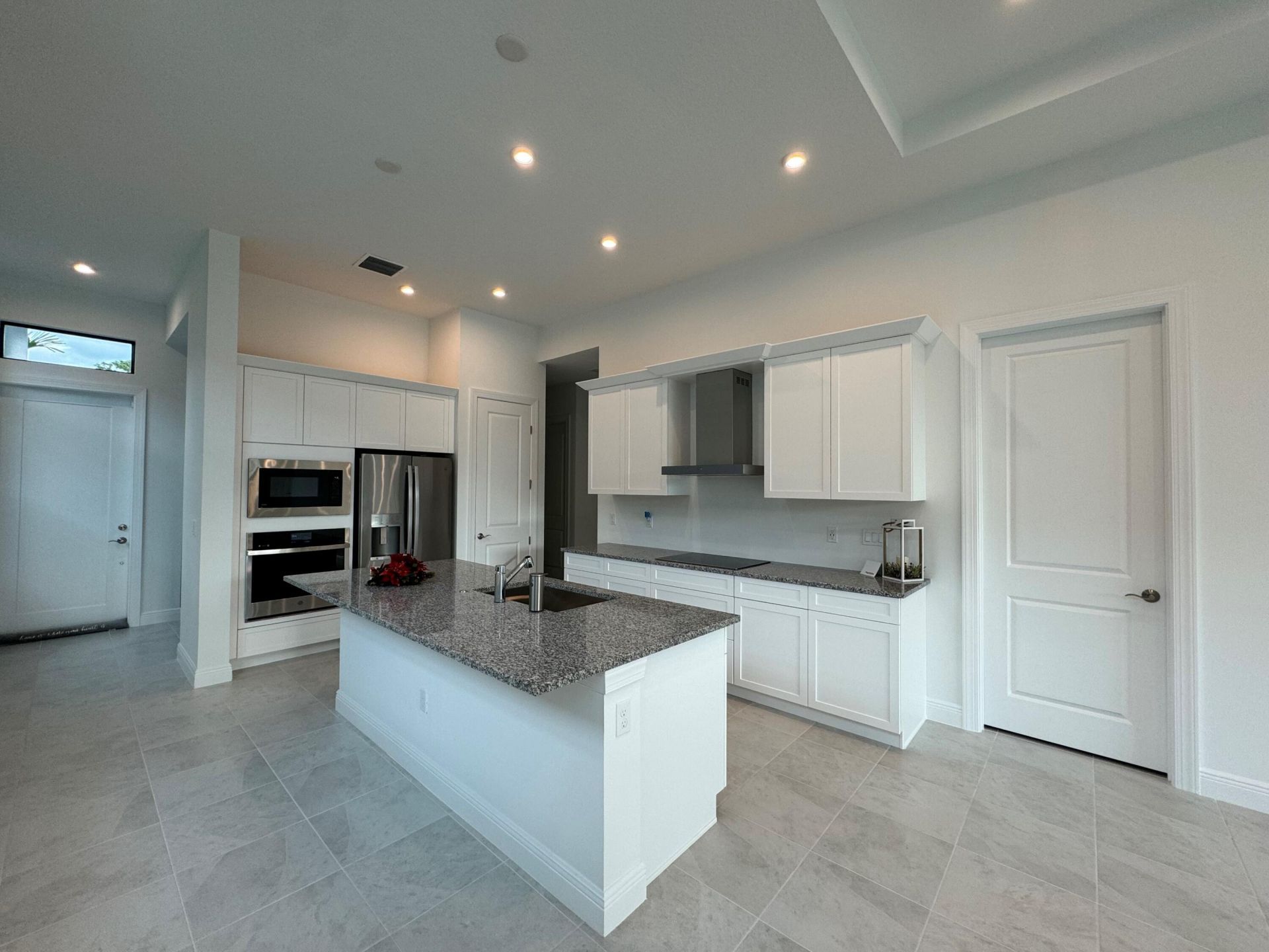 187 SE Via Sangro, Port Saint Lucie, FL 34952 Photo