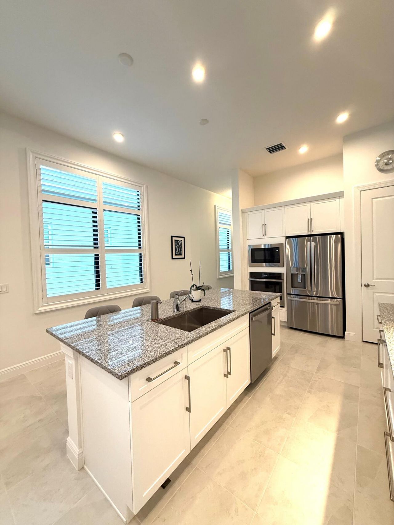 187 SE Via Sangro, Port Saint Lucie, FL 34952 Photo
