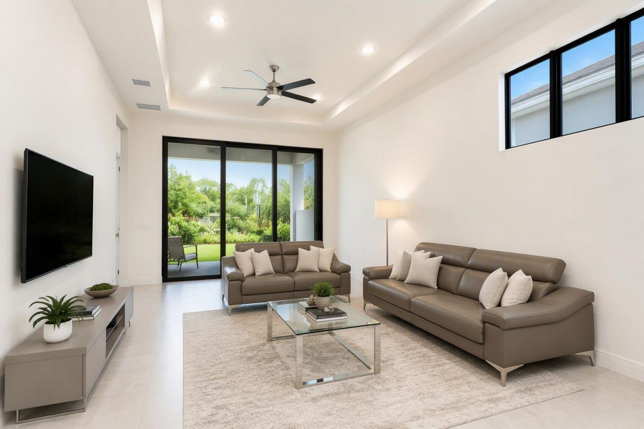 187 SE Via Sangro, Port Saint Lucie, FL 34952 Photo