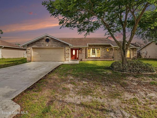 1727 Hazelton Street NW, Palm Bay, FL 32907