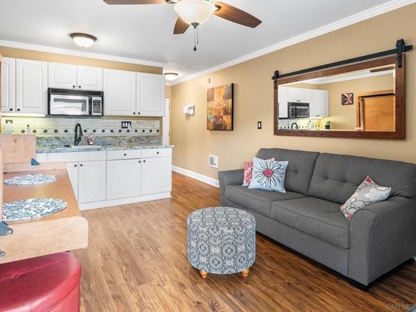 1021 Scott St, Unit 218, San Diego, CA 92106