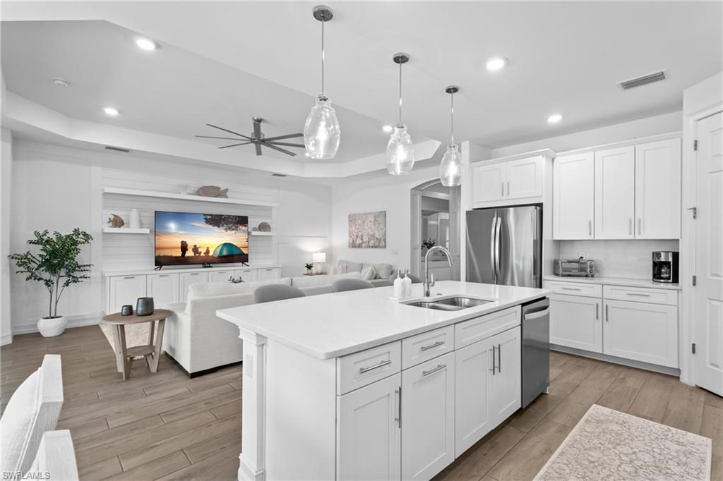 28013 Seasons Tide Ave , Bonita Springs, FL 34135 Photo