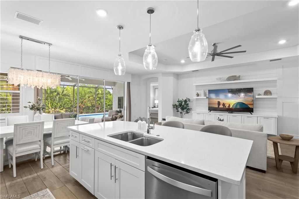 28013 Seasons Tide Ave , Bonita Springs, FL 34135 Photo