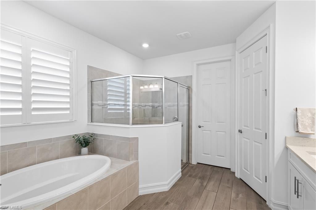 28013 Seasons Tide Ave , Bonita Springs, FL 34135 Photo