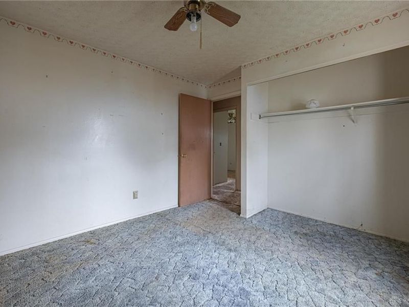 7619 Bassett Drive, Huber Heights, OH 45424 Photo 13