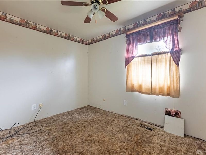 7619 Bassett Drive, Huber Heights, OH 45424 Photo 14