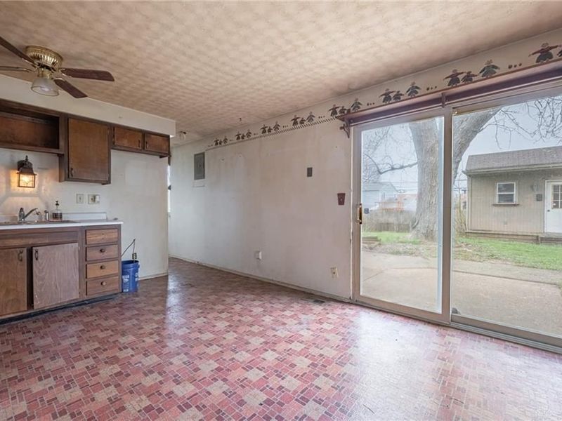 7619 Bassett Drive, Huber Heights, OH 45424 Photo 5