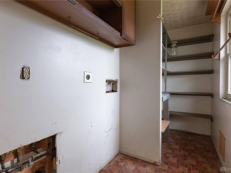 7619 Bassett Drive, Huber Heights, OH 45424 Photo 9