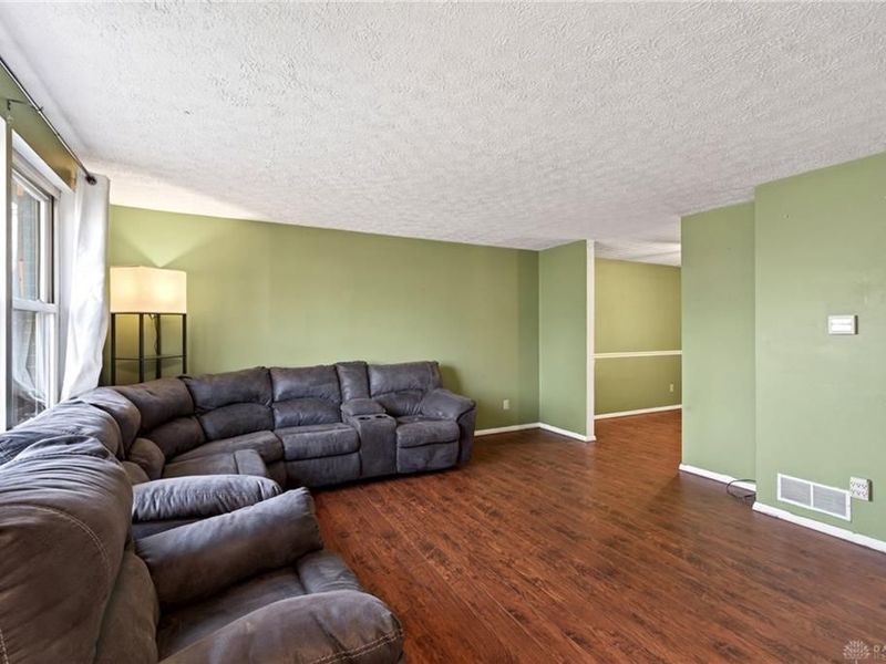 715 W Martindale Road, Union, OH 45322 Photo 7