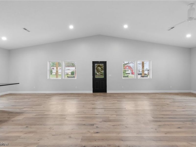 509 Pine Street NW, Beach City, OH 44608 Photo 4