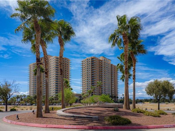 8255 Las Vegas Boulevard , Unit 809, Las Vegas, NV 89123
