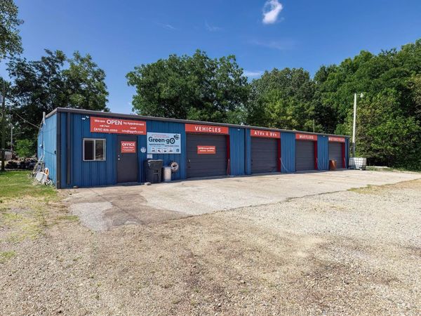 1211 W 3rd Street , Hope, AR 71801