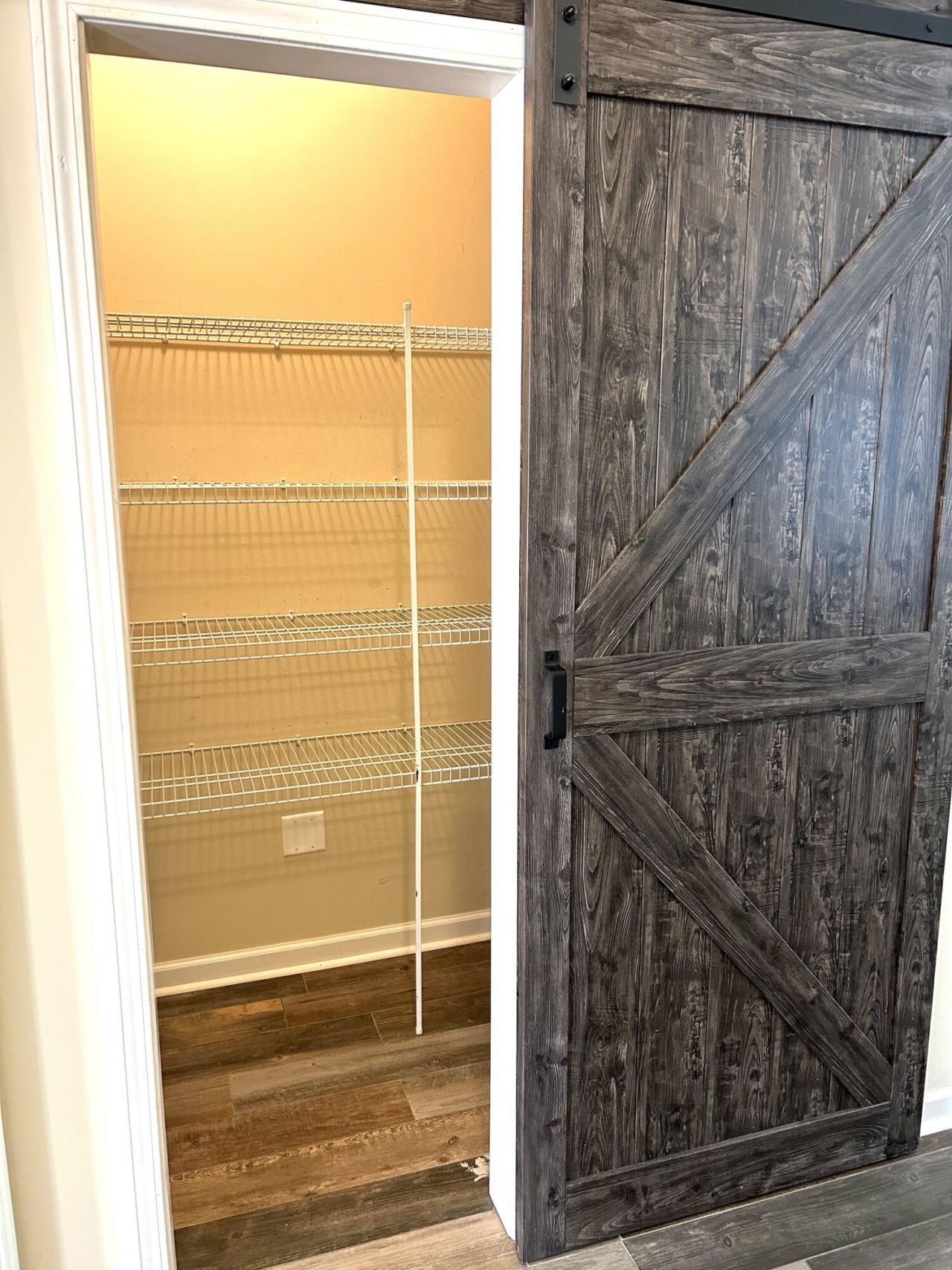 2911 Maybry Drive Photo 10