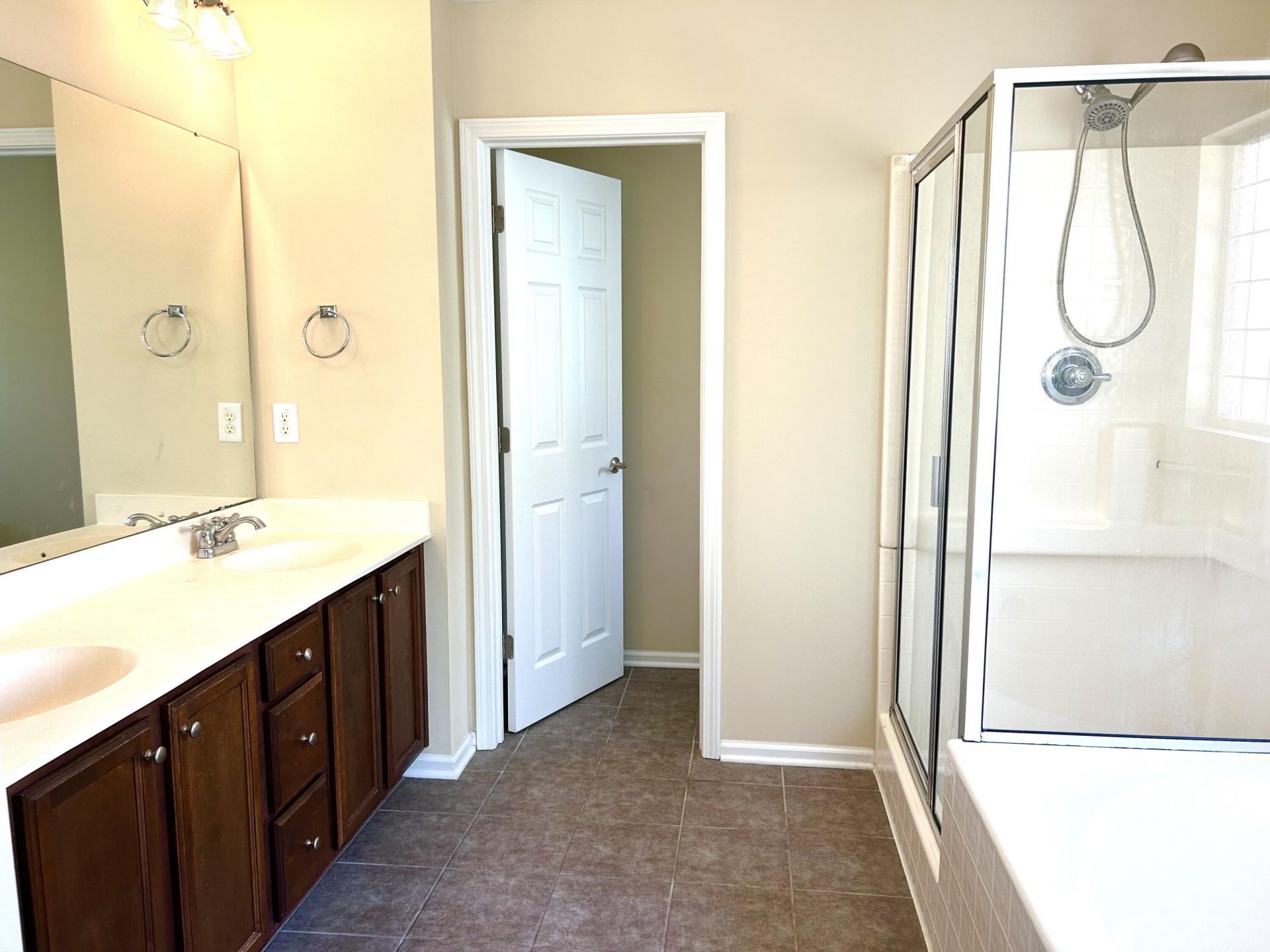 2911 Maybry Drive Photo 17