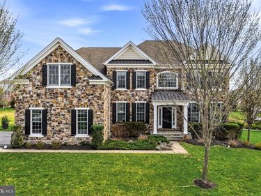 305 GREENBANK LANE, NEWTOWN SQUARE, PA 19073