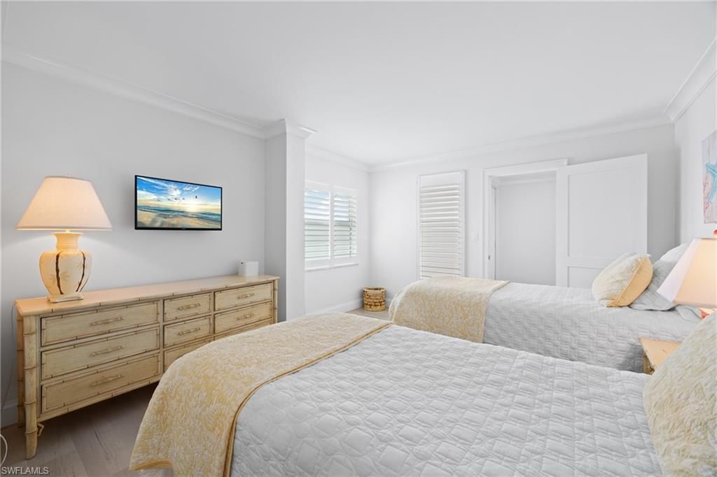 3443 Gulf Shore Blvd N, Unit 509, Naples, FL 34103 Photo
