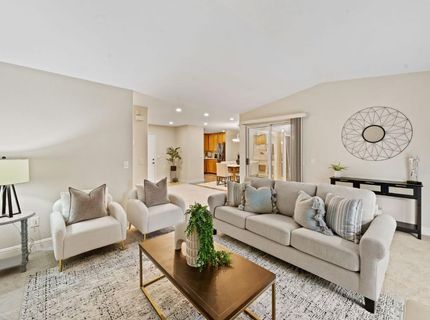 7523 Sunfaire Ln, Sacramento, CA 95828 Photo